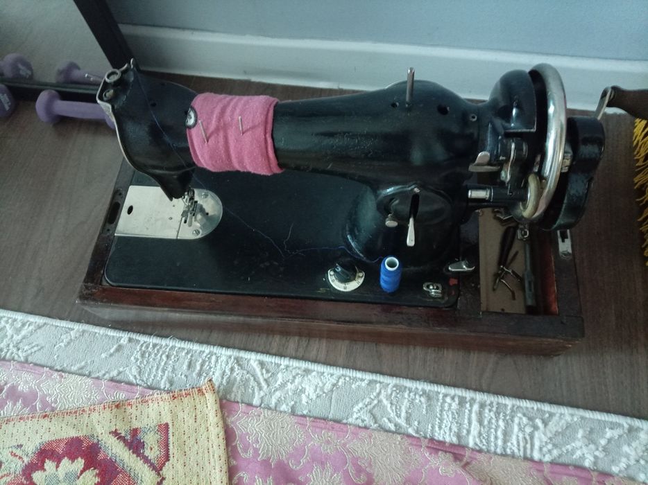 Продам швейные машинки