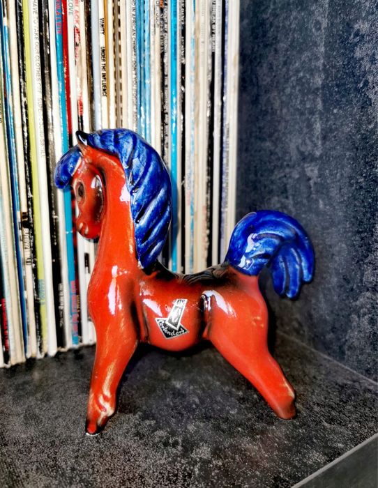 Антикварна фигура на конска глава от среда на века бронзова скулптура