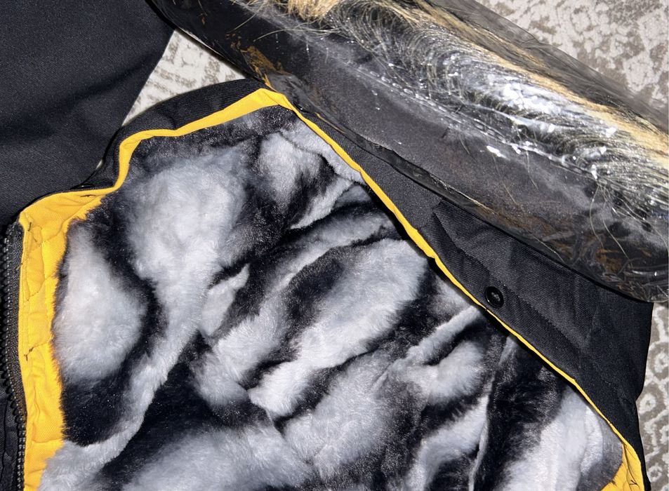 Продаю новую куртку