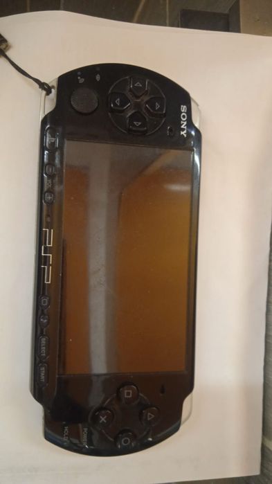 PSP-3004 (Sony Playstation Portable)