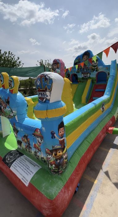 Надувной батут..