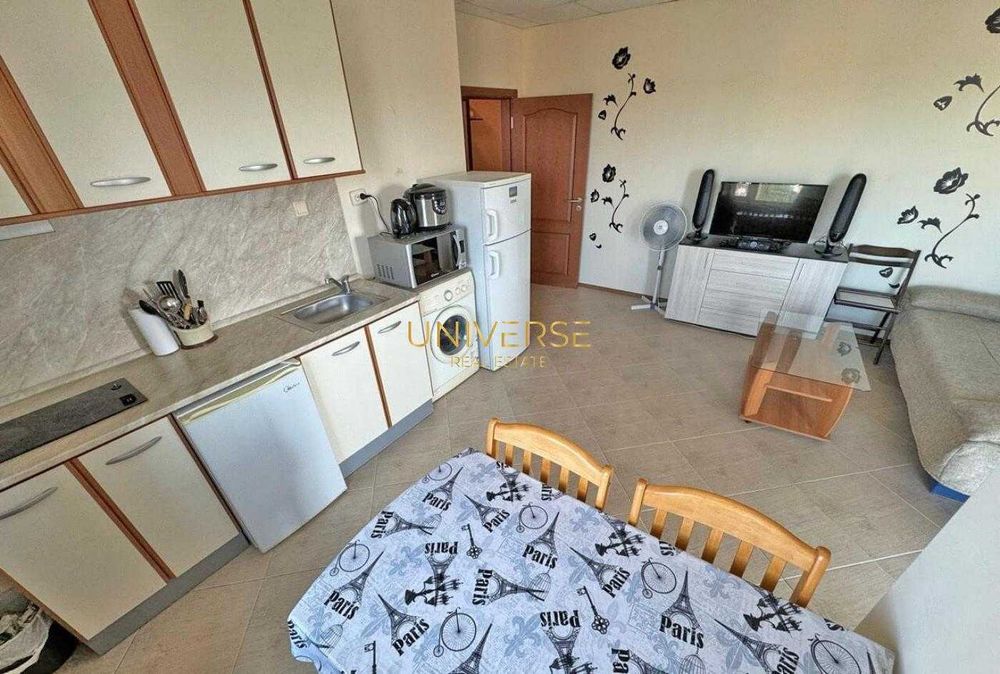 Продава се Тристаен апартамент в к.к. Слънчев бряг - 77 кв.м за 1072 €/кв.м - Снимка #3