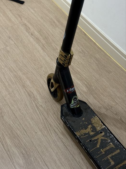 Самокат трюковой