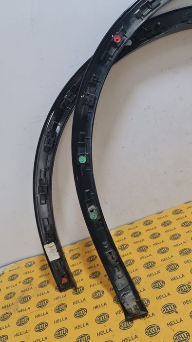 Bandou ornament overfender aripa stanga fata spate Maserati  Grecale 670