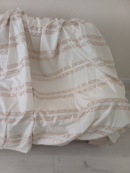 Продам недорого красивые шторы