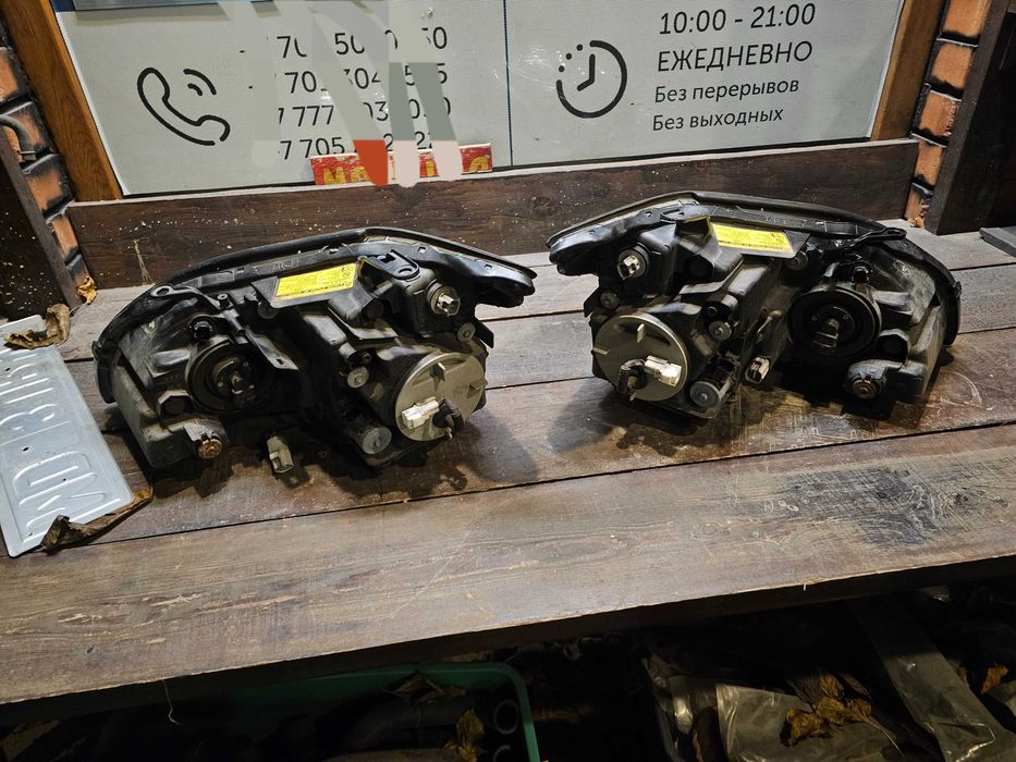 Передняя оптика Lexus RX330 // 350