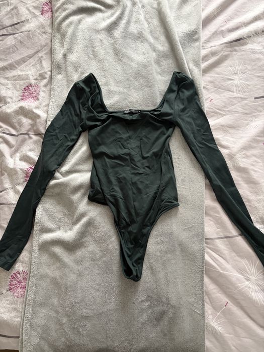 Боди с гол гръб Zara