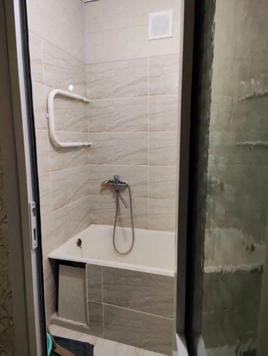 Срочно Продаётся Кушбеги 1в2/3/5 с мебелью техникой ремонт средний !