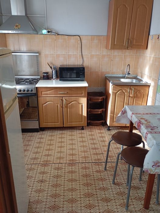 Срочно 2х комнатная квартира