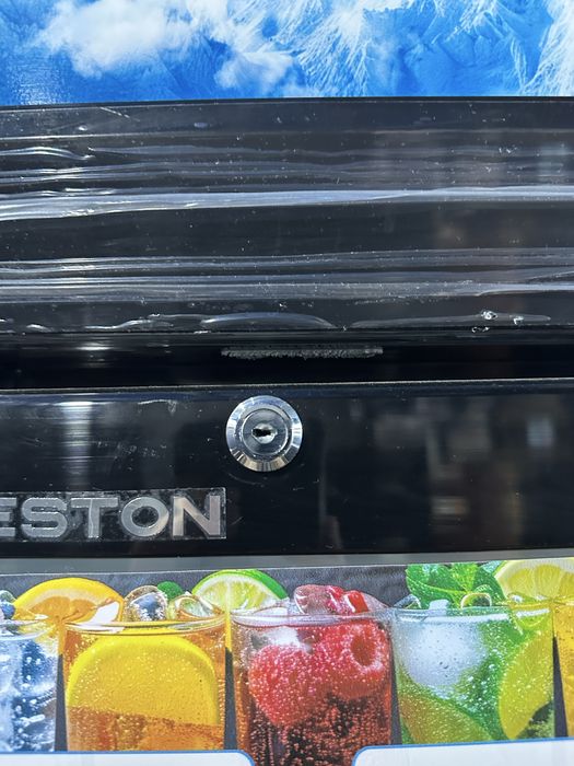 Витрина холодильник BX-F377BL