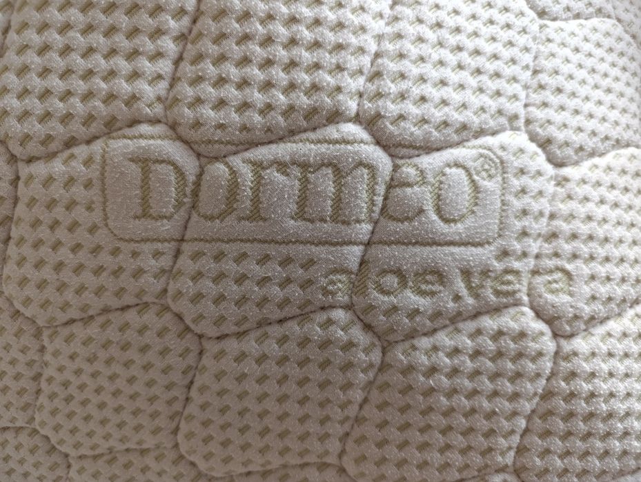 Продавам матрак на Тед