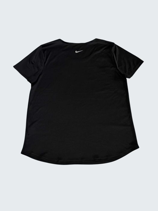 Дамска тениска Nike Running Dri fit размер М и L
