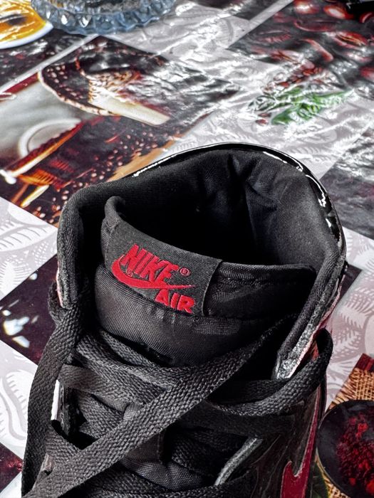 Air Jordan 1 High Patent Bred