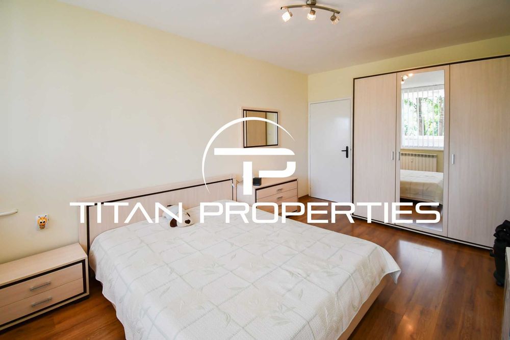 Дава се под наем Тристаен апартамент в София, Изгрев - 115 кв.м за 765 € - Снимка #4