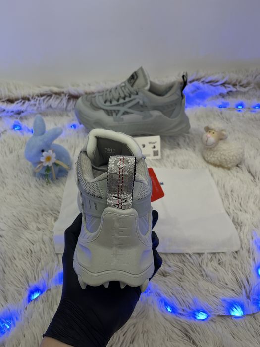 Off White odsy 1000