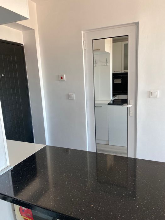 Дава се под наем Двустаен апартамент в Плевен, Широк център - 78 кв.м за 459 € - Снимка #3