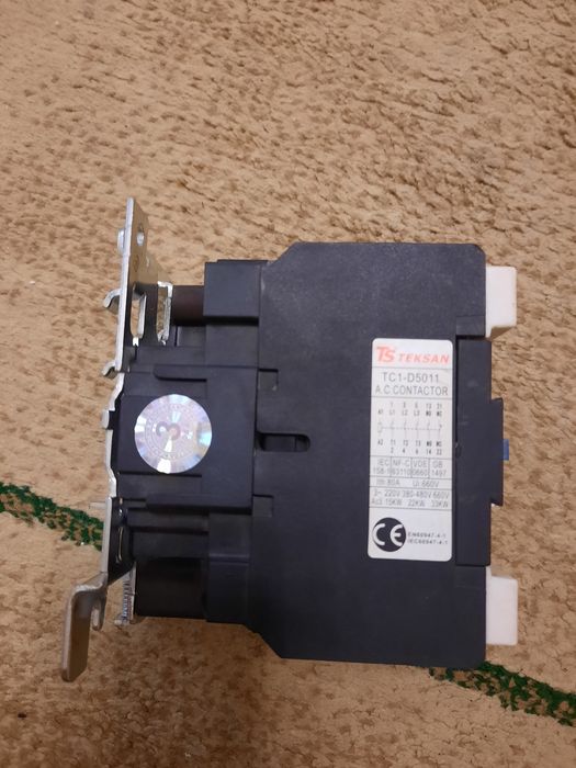 Продается контактор TEKSAN TC1-D5011
