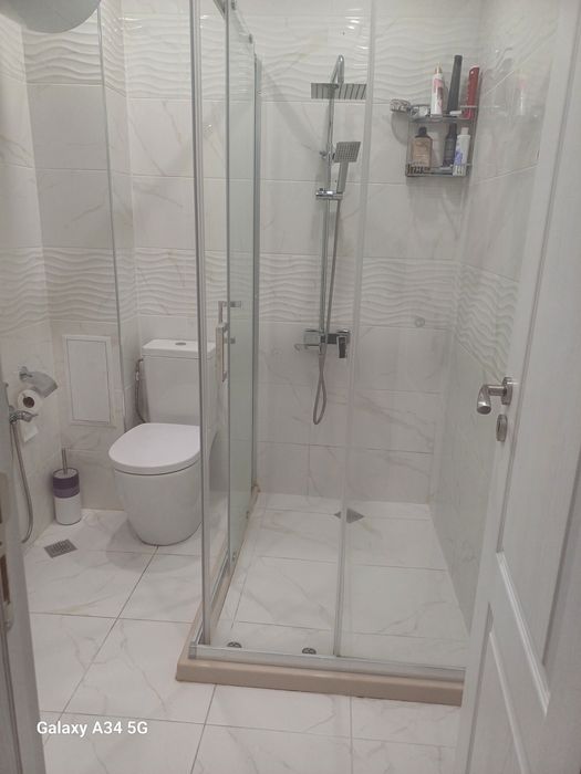 Продава се Тристаен апартамент в Пловдив, Съдийски - 82 кв.м за 2135 €/кв.м - Снимка #2