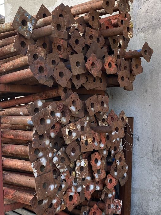 Popi metalici pentru constructii