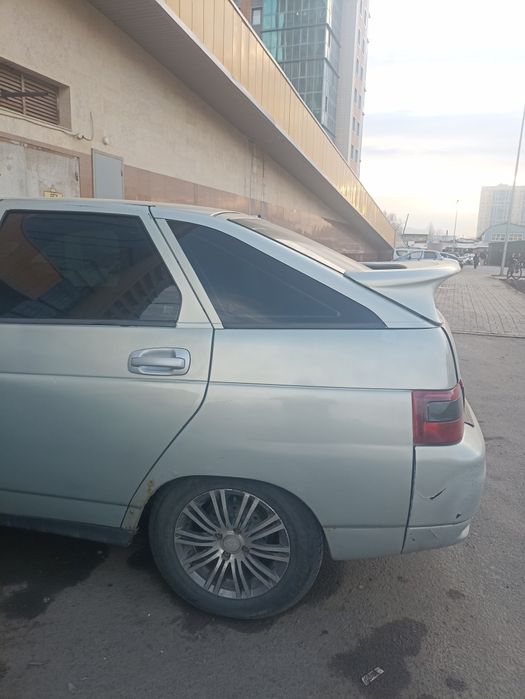 продам ваз  2112
