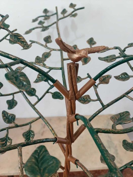 Copac din tier forjat