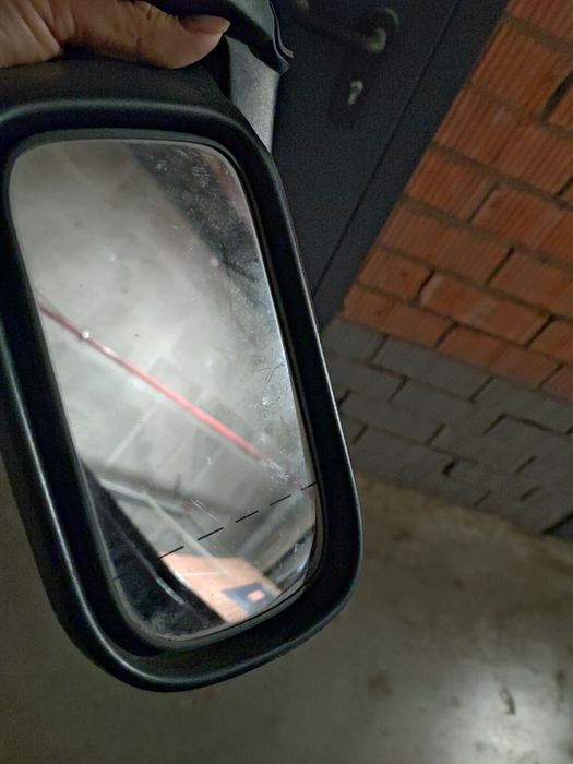 Зеркало боковое левое