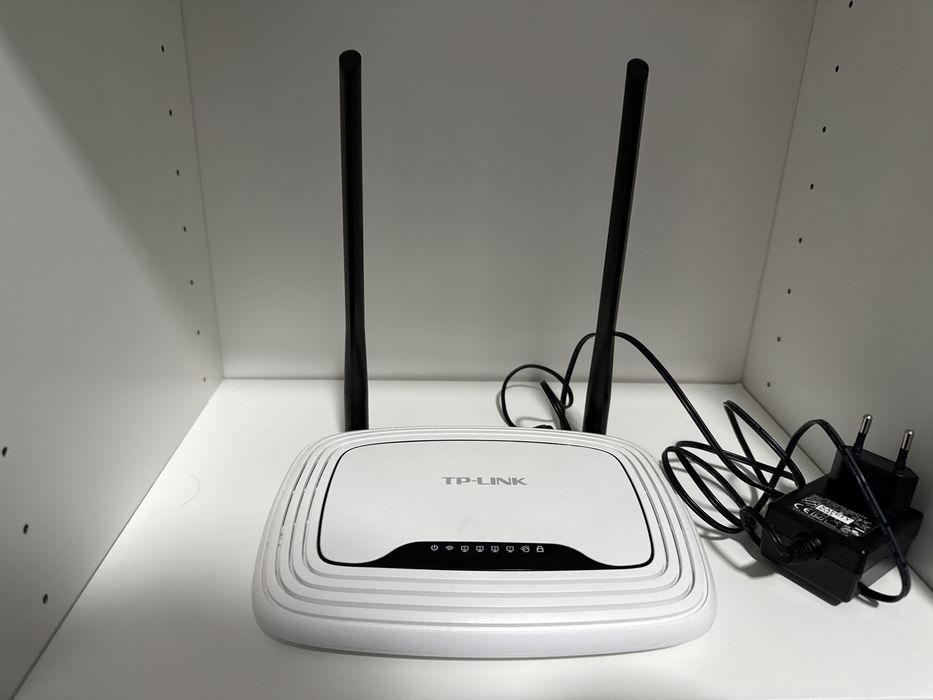 Router TP-Link TL-WR841N – Wi-Fi N300, stare bună