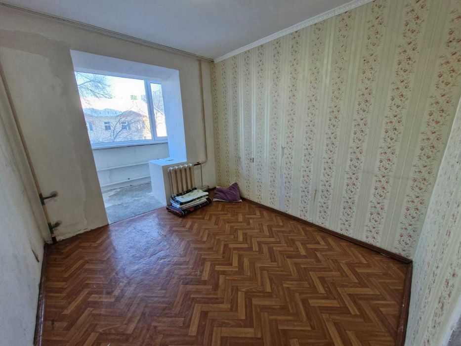 3-комнатная квартира 6мкрн