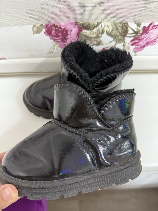 Угги сапржки для девочки 29размера