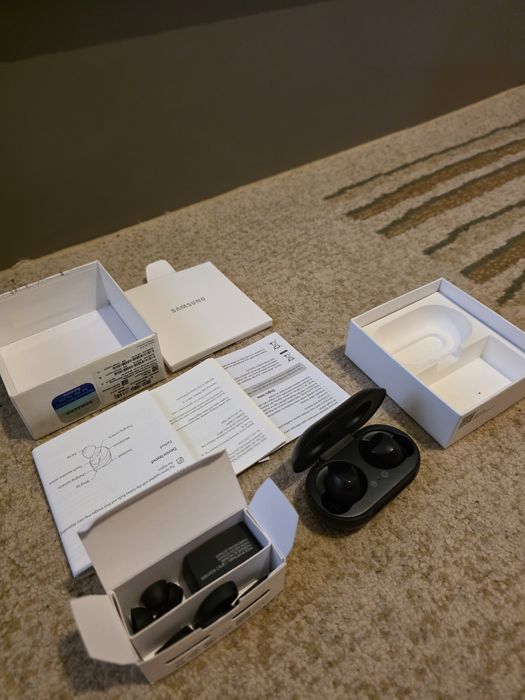 Samsung buds 1 генерация