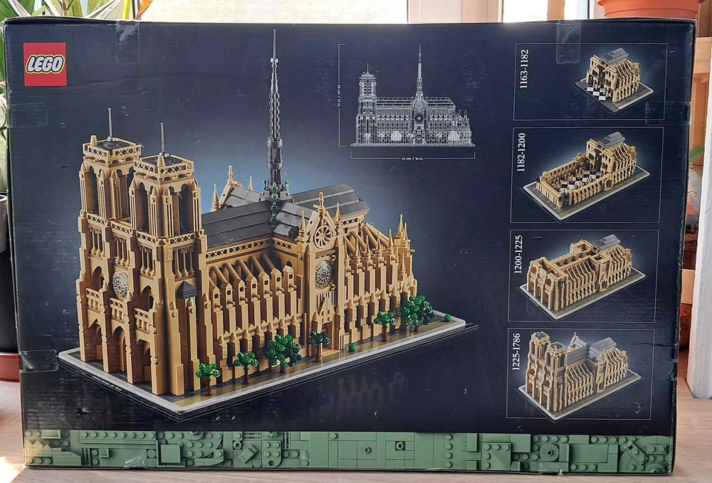 LEGO Architecture Notre-Dame de Paris 21061 – 4.383 piese – SIGILAT