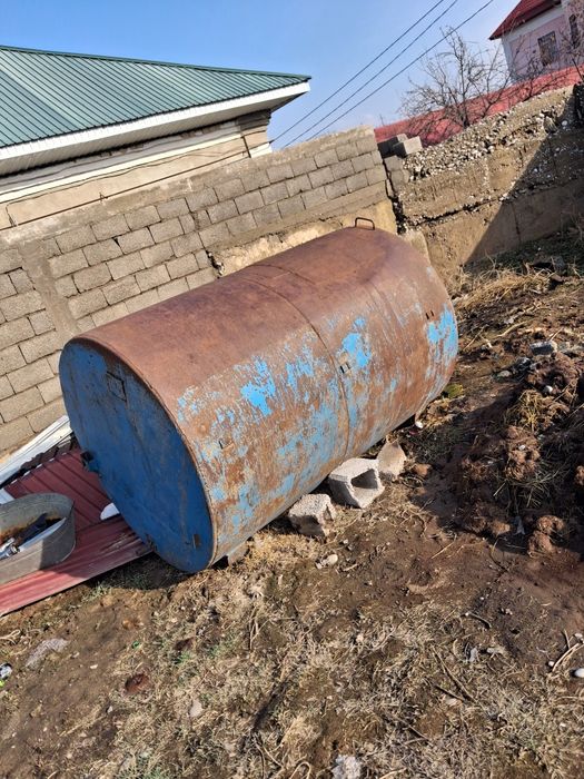 Бочка 2 тонна ..