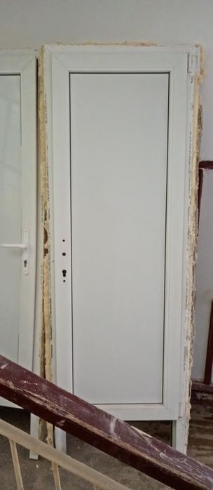 Uși termopan pentru baie