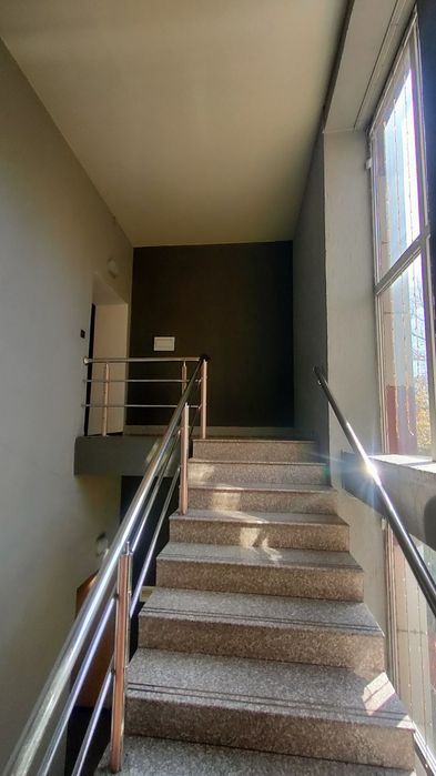 Продаётся Караоке клуб "хот туби"