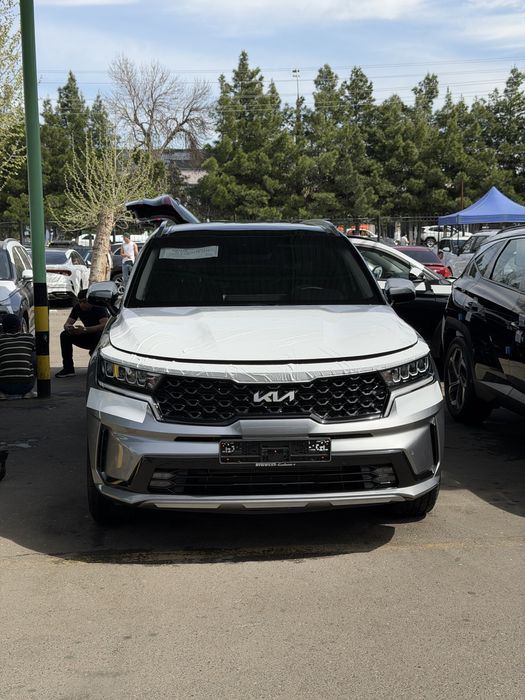Kia sorento 2023yil 14000km