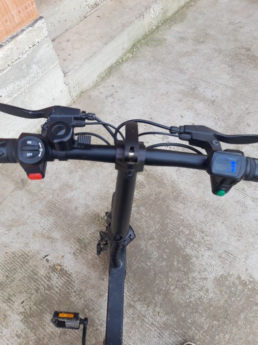 Vând bicicletă electrică