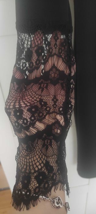 Стилна рокля dp moda (AMIA) S  45 евро.