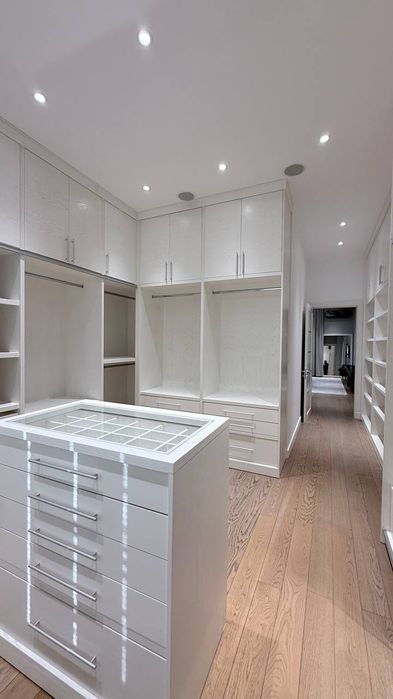 Аренда 5/8-9/9 268м2 в Новостройке, ул. Новомосковская