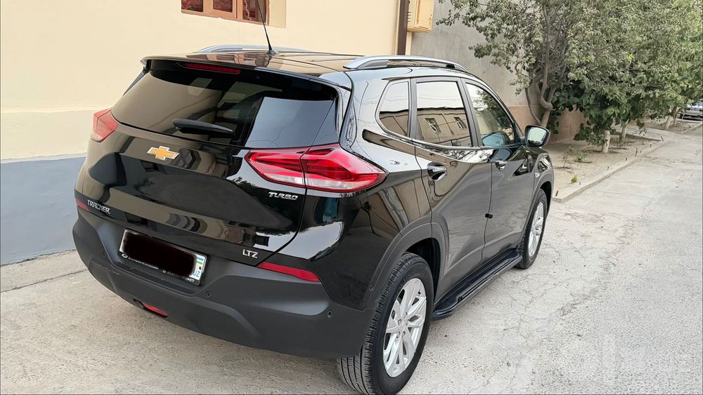 Chevrolet tracker 2