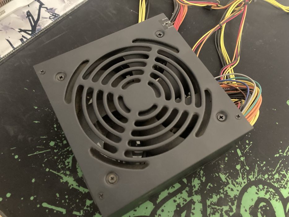 Продам блок питания 550ват