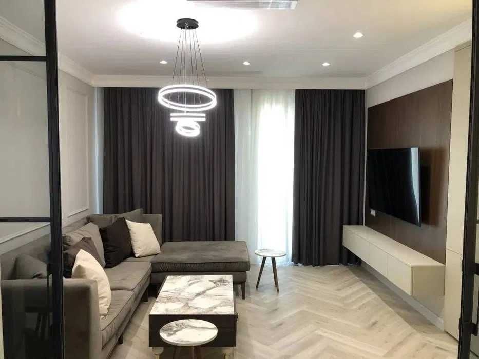 Роскошная 2х комнатная квартира близко к центру ул. Махтумкули IT PARK