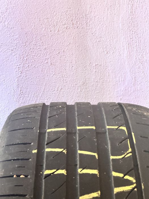 Летни гуми  245/40/18