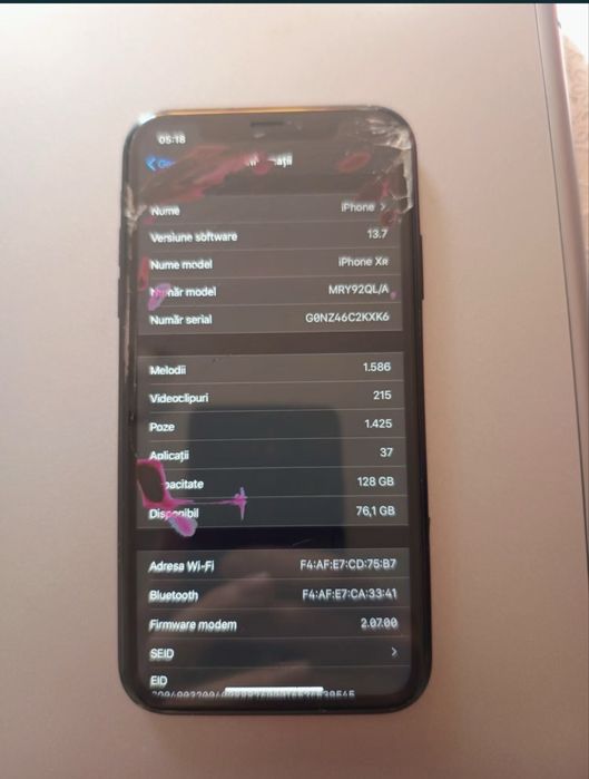 Iphone xr merge forte bine