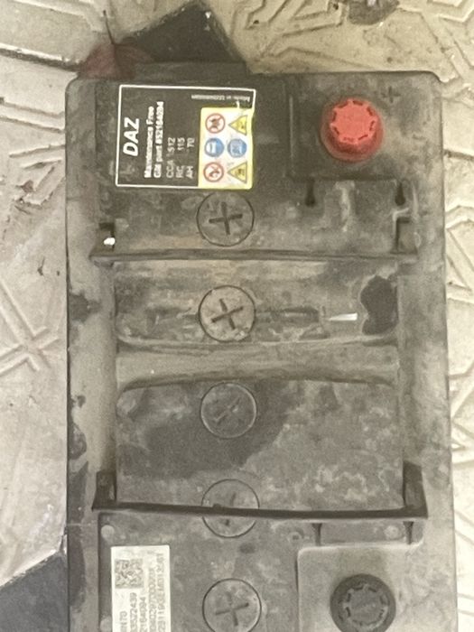 trakcer 2 akumlyator