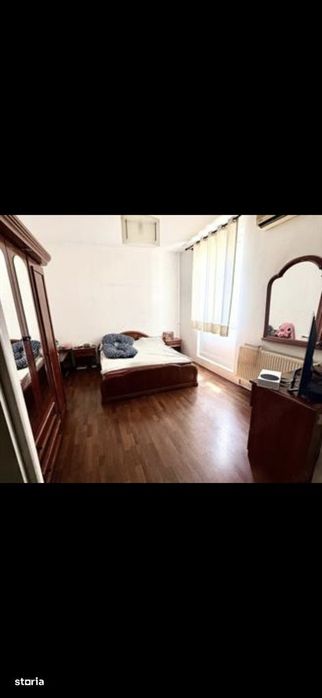 Apartament De Vânzare cu 3 Camere in zona București-noi sec.1 — fotografia 1