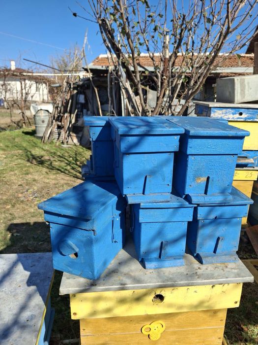 Продавам кошери, бъркалка за сироп и тел за пити