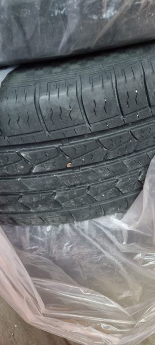 Продам шины 235/60/18 летние