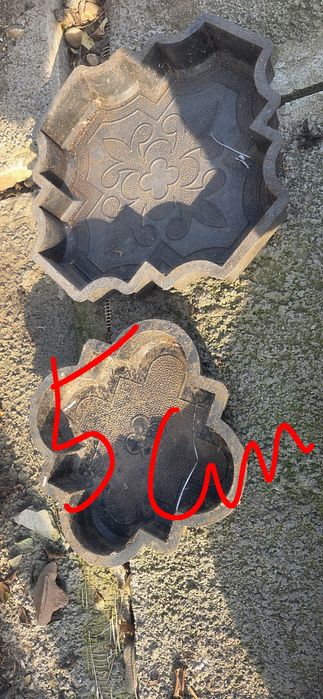 Matrite pavaj curățate de beton