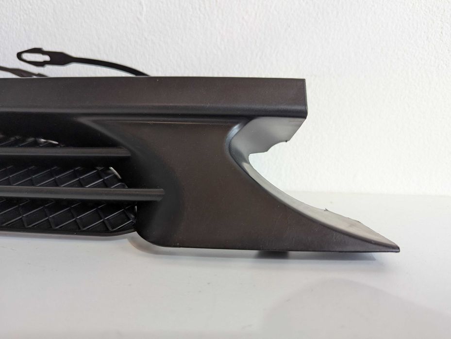 Капак предна броня Мерцедес Ц 202 Mercedes W202 C капаче Кука