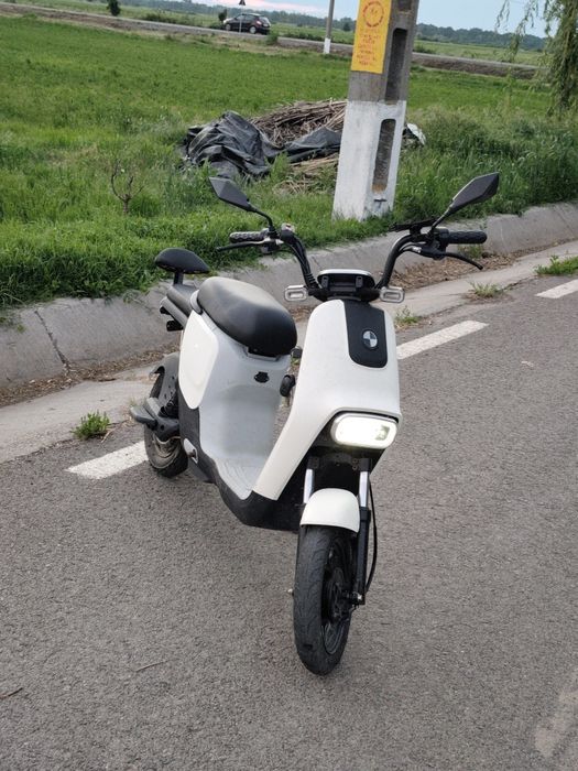 Vând scuter electric